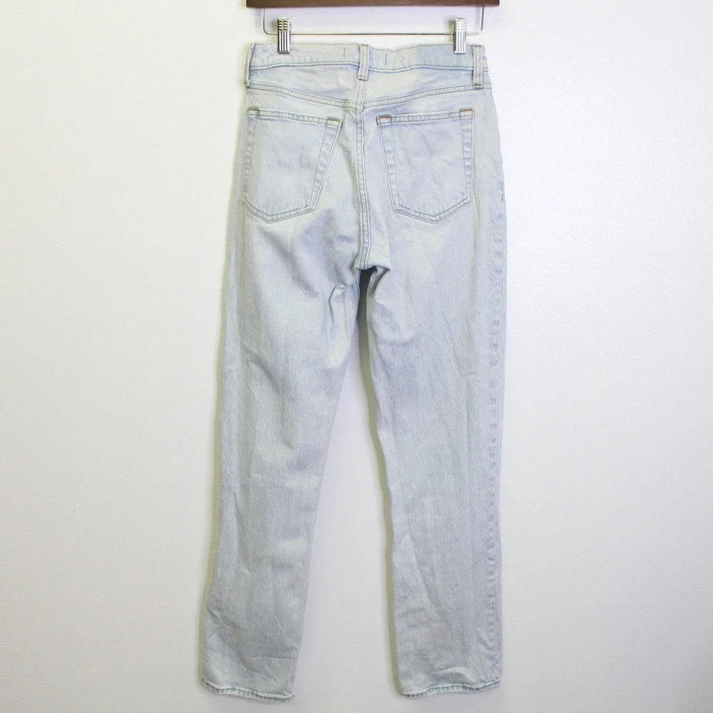 Abercrombie & Fitch Curve Love The Straight Mid Rise Jean Size‎ 26